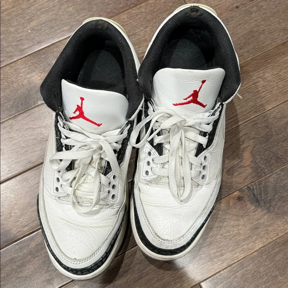 Men’s Jordan size 10.5 - Picture 2 of 9